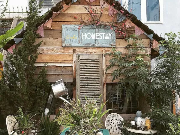 Là Nhà Homestay