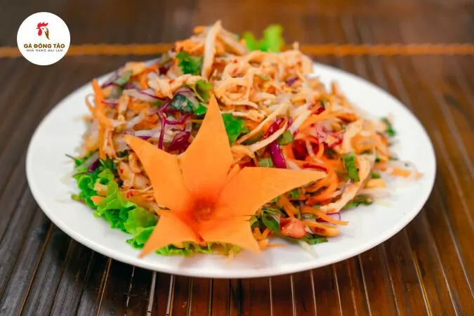 Nộm gà đông tảo