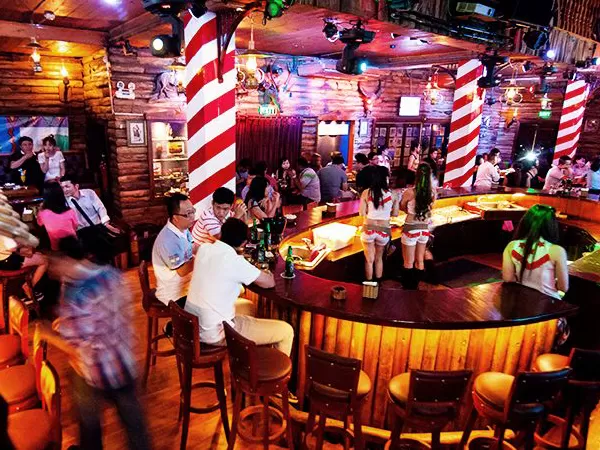 Seventeen Saloon
