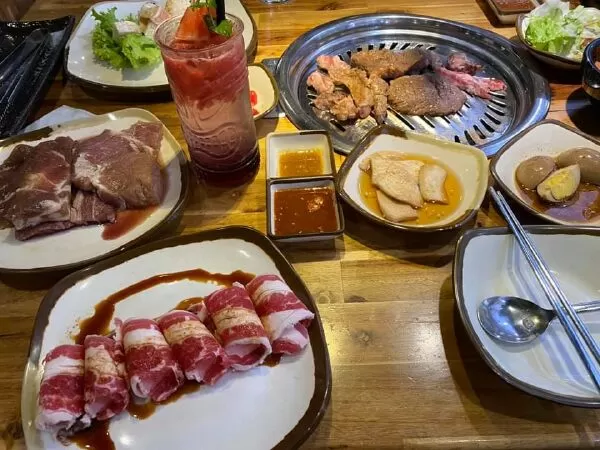 Gogi House