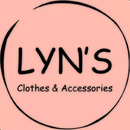 Lyn’s – Clothes & Accessories