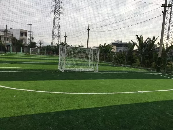 Sân bóng đá Thép Việt