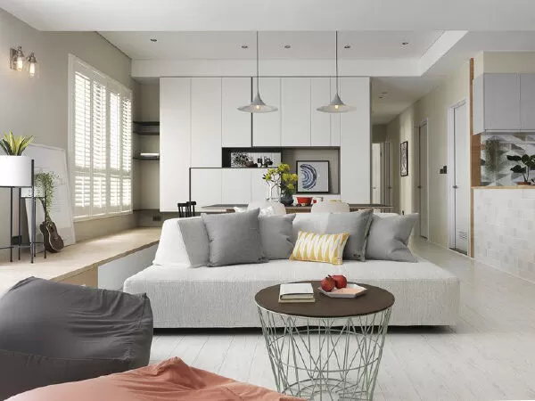 Vivian Home Decor