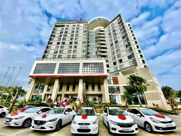 Khách Sạn CenDeluxe