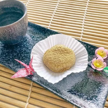 Kinako mochi