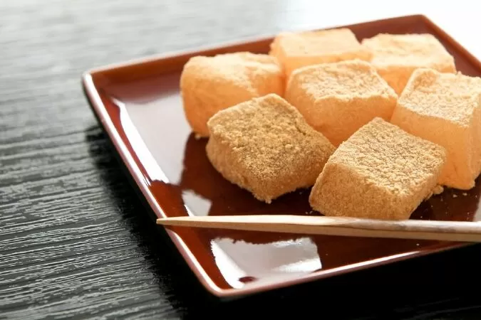 Warabimochi
