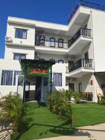 DHT Hang Câu Hostel