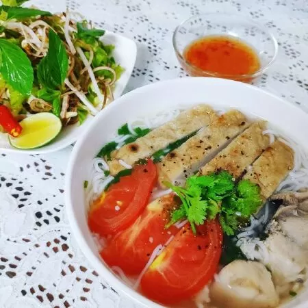 Quán Biển Tròn