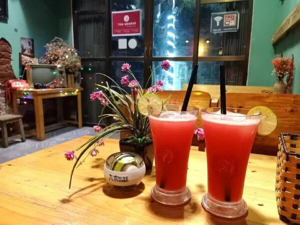 Tom’s Coffee House