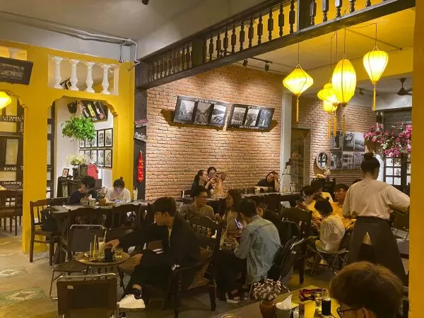 Cafe Út Tịch