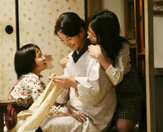 Không đồng ý mọi đòi hỏi của con