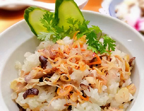 Xôi Gà xào nấm