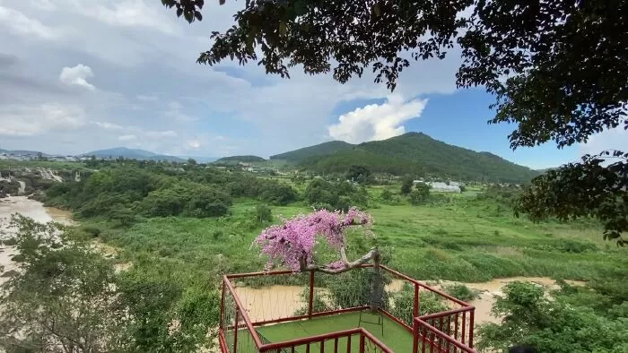 Cà phê Thác Liên Khương