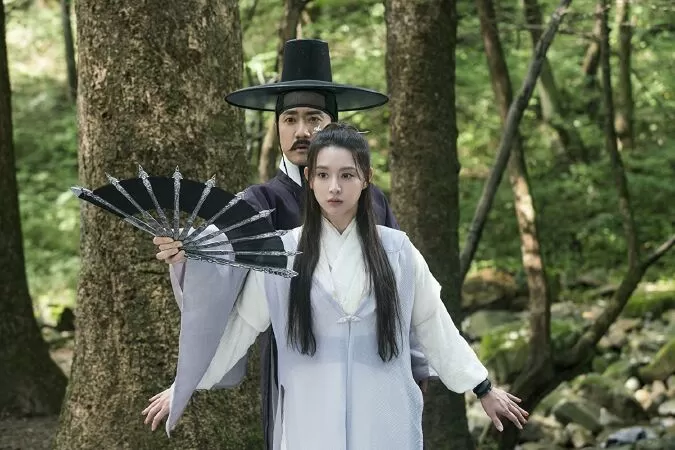 Thám Tử K: Ma Cà Rồng Báo Thù - Detective K: Secret of the Living Dead (2018)