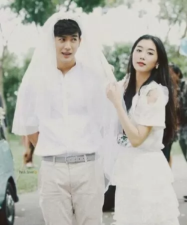 Nhẫn Hoa - Waen Dok Mai (2017)