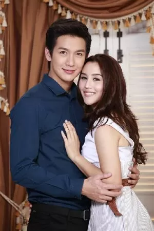 Sự quyến rũ xấu xa - Roy Leh Sanae Rai (2015)