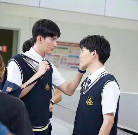 Khoảnh Khắc Phải Lòng - Second Chance (2021)