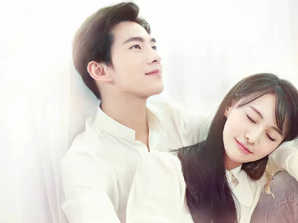 Yêu Em Từ Cái Nhìn Đầu Tiên - Just One Slight Smile is Very Alluring (2016)