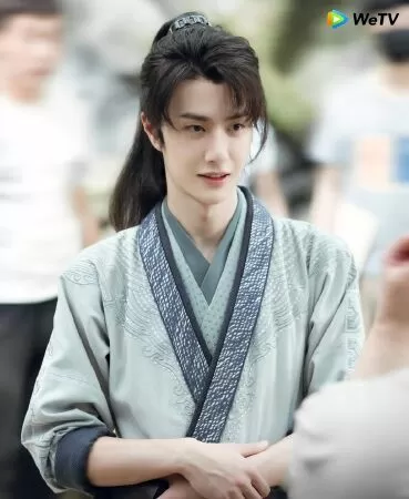 Tạ Doãn - Hữu phỉ (2021)