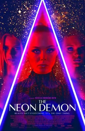 The Neon Demon (2016) - Ác Quỷ Sàn Catwalk (Điểm IMDb: 6,2/10)