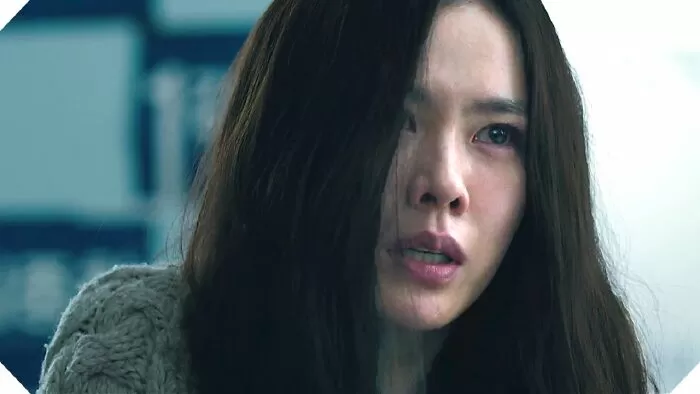 Sự Thật Giấu Mình (2016)