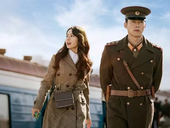 Hạ cánh nơi anh - Crash Landing On You (2020)