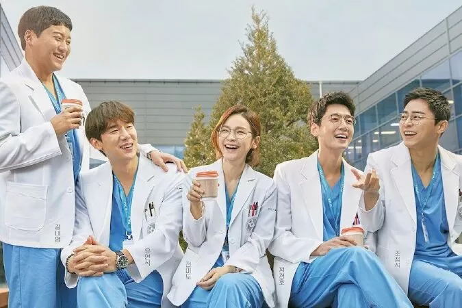 Chuyện Đời Bác Sĩ - Hospital Playlist (2020)
