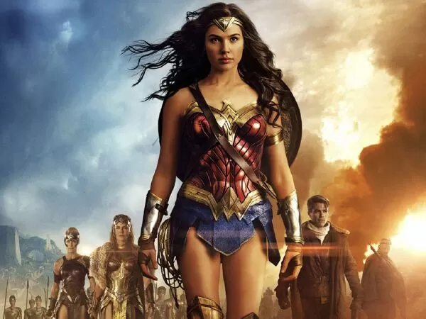 Wonder Woman (2017) / Nữ thần chiến binh - 93% trên Rotten Tomatoes
