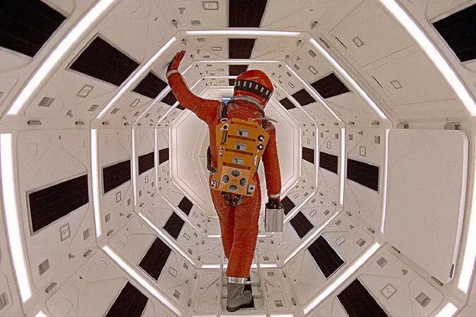 2001: A Space Odyssey / Chuyến du hành không gian