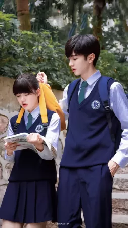 Bí Mật Nơi Góc Tối - Secrets in the Lattice (2021)