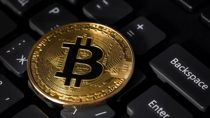 Bitcoin không bị pháp luật quản lý