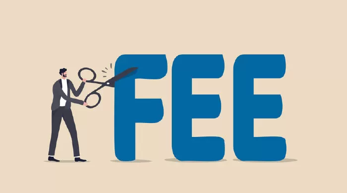Totally low fees or no tax at all - Phí thấp hoặc không có thuế