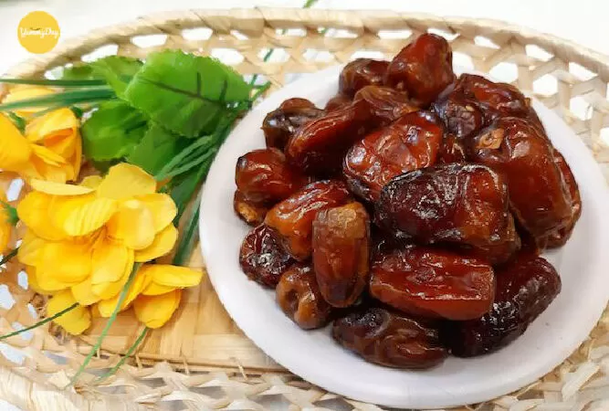 Mứt chà là