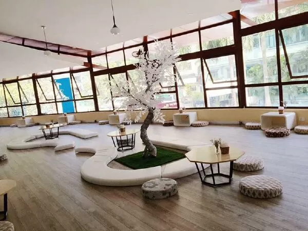 Cafe bệt Hoa Đại Quán