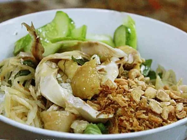 Phở Gà trộn – Mã Mây