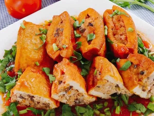 Đậu phụ nhồi thịt