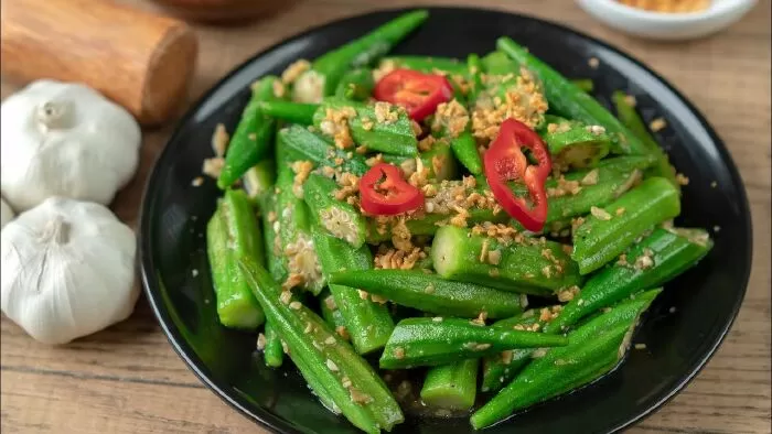 Đậu bắp xào tỏi