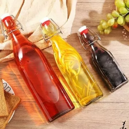 Chai thủy tinh 100ml tròn nắp gài