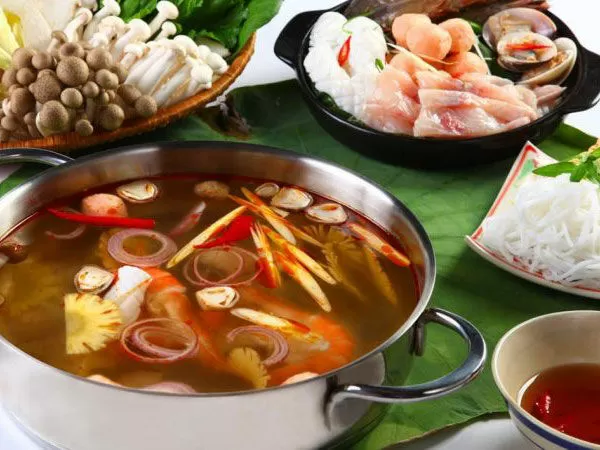 Nhà hàng Lộng Gió