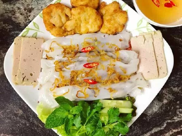 Quán Cây Bàng - Bánh cuốn chả mực