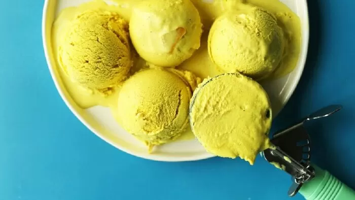 Kem chuối nghệ