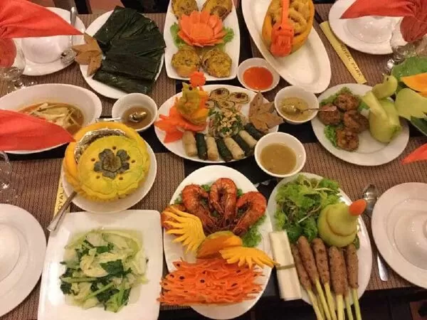 Nhà hàng Cung Đình