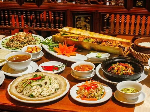 Nhà hàng Khải Hoàn