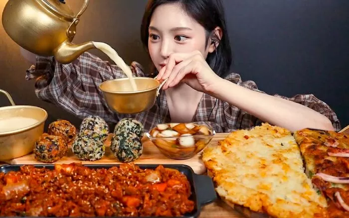 Top 5 Kênh Mukbang Không Thể Bỏ Lỡ