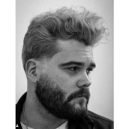 Tóc layer nam ngắn gợn sóng kiểu low fade