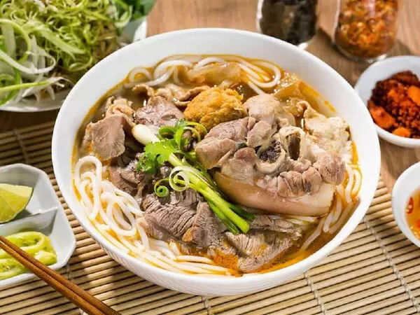 Quán bún tại 56 Vân Đồn Nha Trang