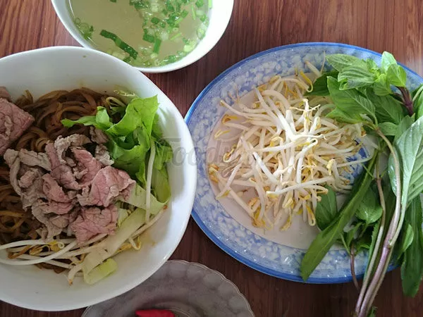 Phở khô Nam Hưng Ký