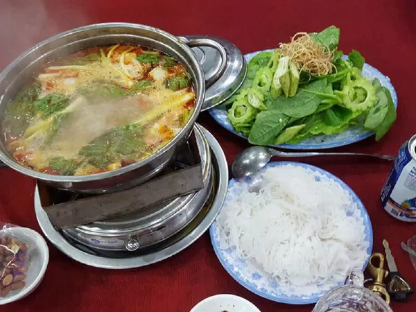 Nhà Hàng Hương Giang