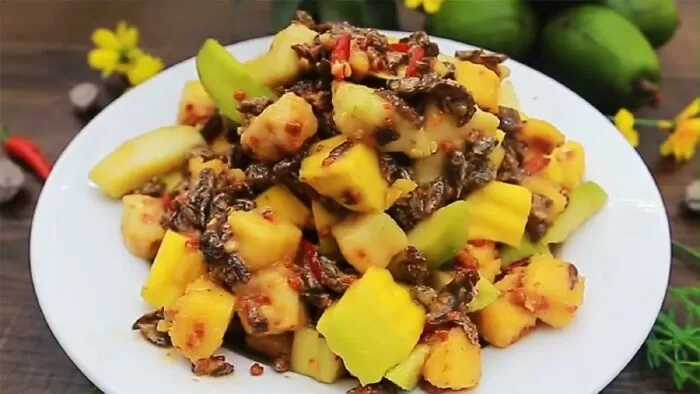 Trái cây lắc xí muội