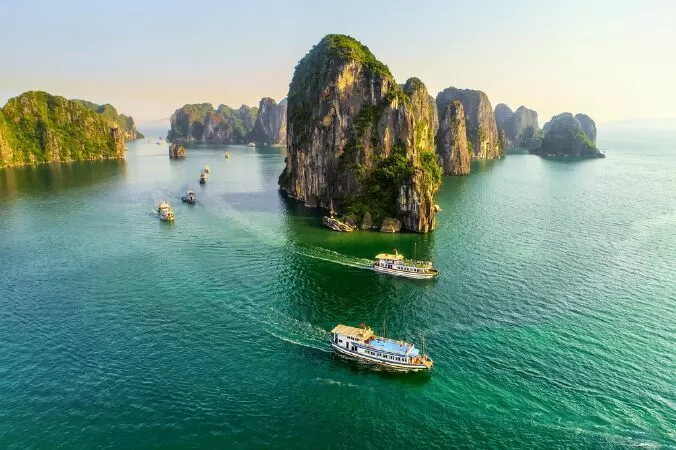 VỊNH HẠ LONG - QUẢNG NINH